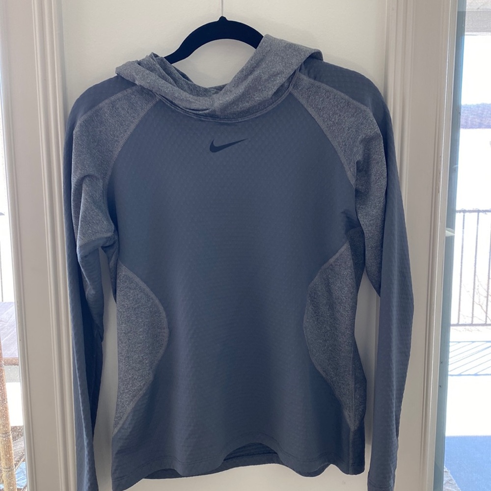 Nike long sleeve hooded tee